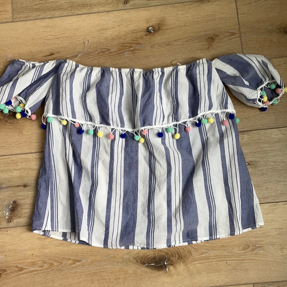 Off the shoulder Pom Pom top